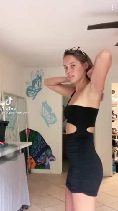 peyton booty jiggle