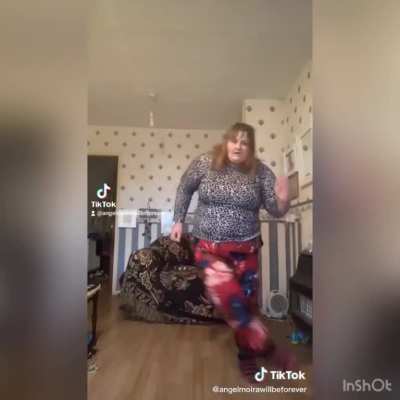 I actually feel sorry for this girl
