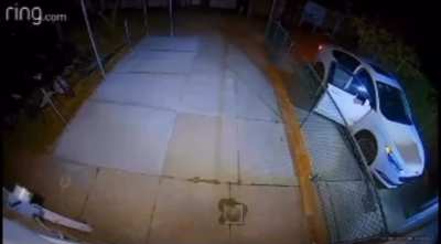 [LFO] Carjackers eat pavement after homeowner defends his Vehicle