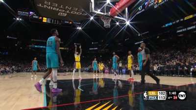 [Highlight] Kevin Harlan mentions AD is a perfect 14/14 from the stripe, and it ends how you'd expect