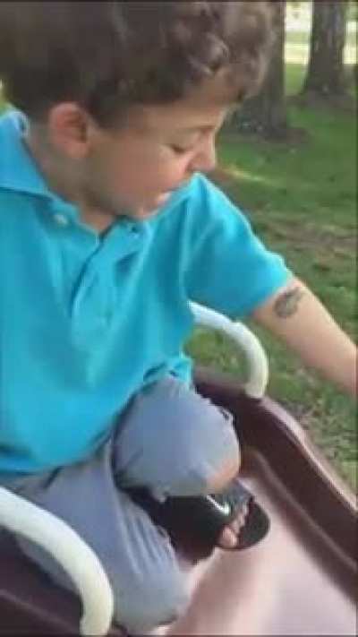 Gimme a kiss! 🐸😘