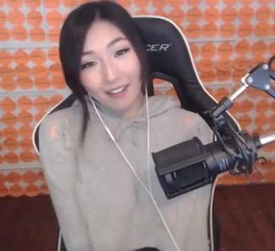 Janet 🍒