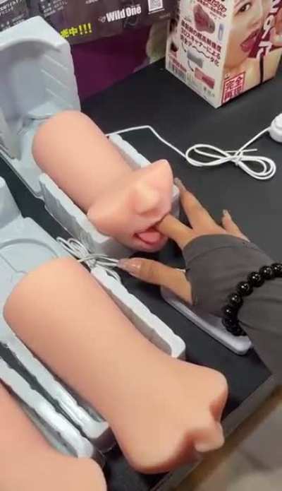 it *doesn't* bite