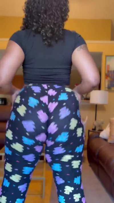 Jiggly Lola