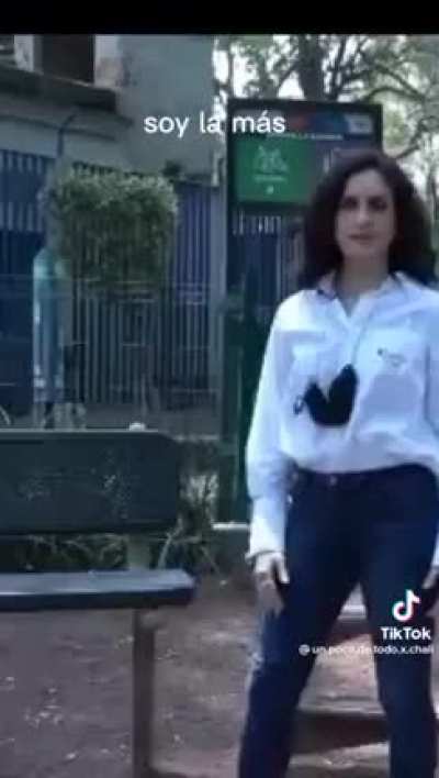 👢 X ⚪