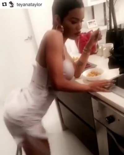Teyana Taylor - DaBoomBoomRoom