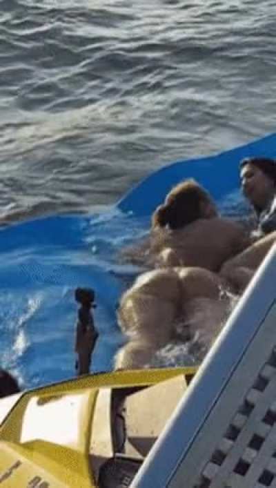 🍑🍑🍑