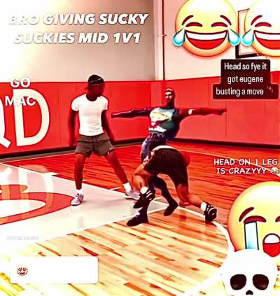 MAC GIVING HEAD ON 1 LEG WTF 😂😂🤣🦺😳