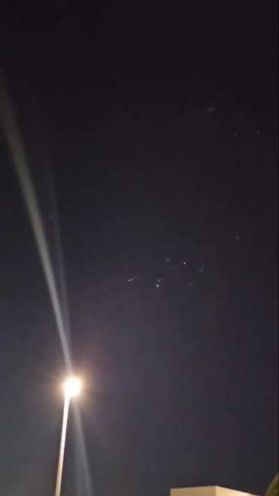 Iranian Ballistic Missile salvo towards Haifa