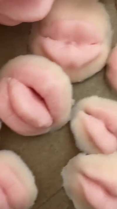 mini kiss lamps