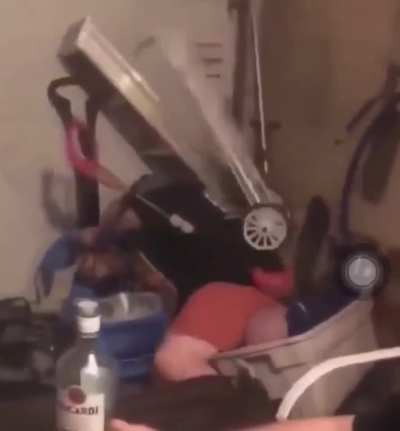 This is the best bottle cap challenge I&rsquo;ve seen. Pure athleticism.