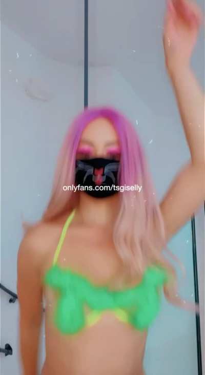 Surprise 🍆