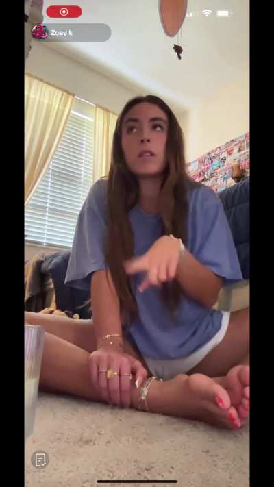 Zoe’s a giver 3