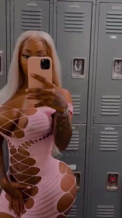 @prettii_erpaaiid