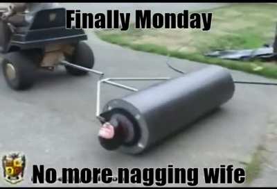 Hey retard it&rsquo;s Saturday not mon day retard