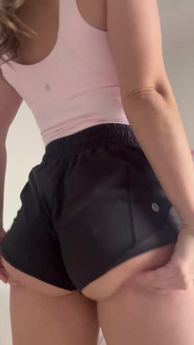 dancers have the best booties 