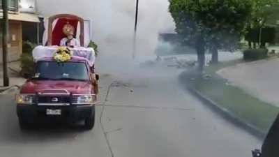 Olha a explos&atilde;o kkkk