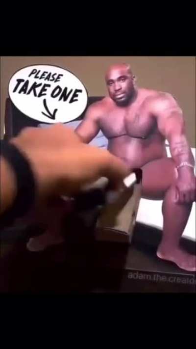 Не уверен на счет nsfw,но все же - сникерсни