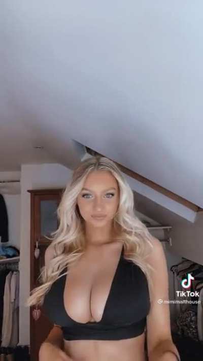 Huge Naturals Blonde....