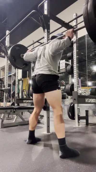 Recently switched to low bar squat and I feel like I should be going lower. Any tips on form? I&rsquo;m very inconsistent with it and some times I feel weaker than normal