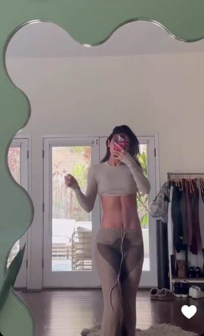 Damn the way they look so perky 🤤