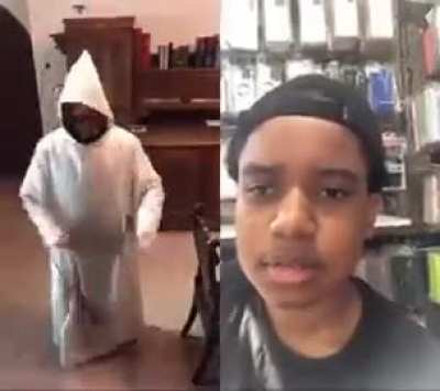 🗿