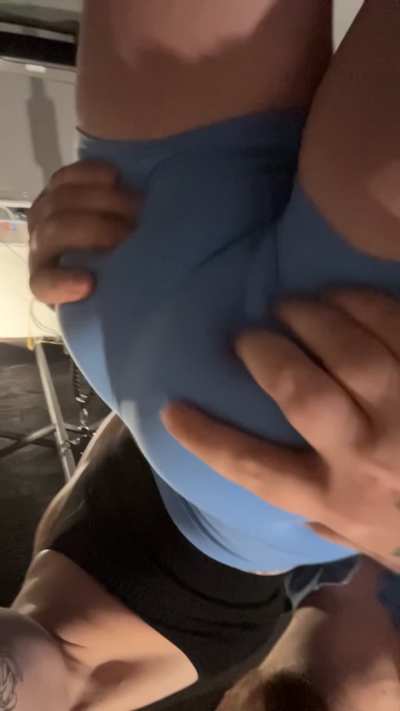 That ass grab though