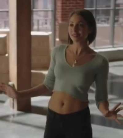 Willa Holland