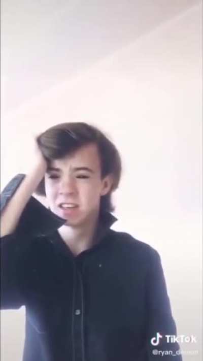 My inner demon when he sees this shit -> 👿