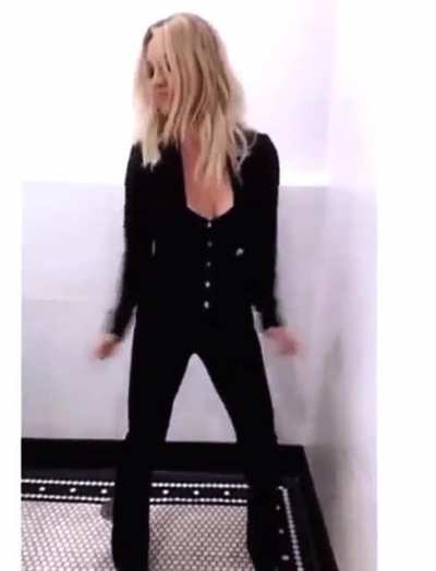 Kaley Cuoco