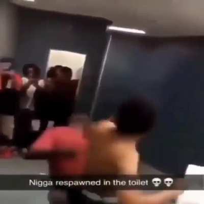 Tenia la cama en el ba&ntilde;o