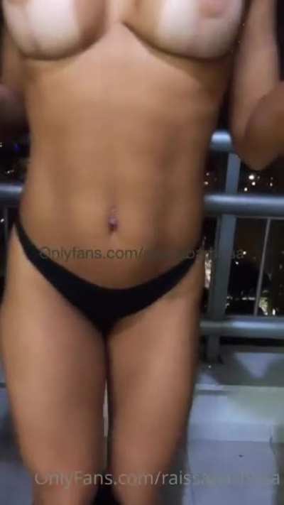 Ra&iacute;ssa Barbosa - OF