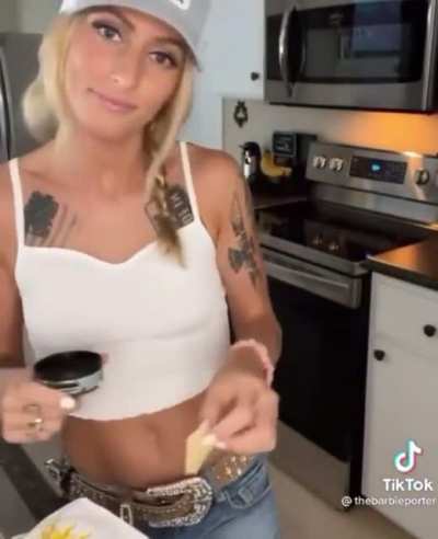 🤮 trashy