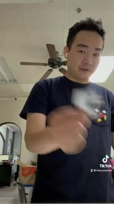 [OC] don&rsquo;t have a bottle opener? This trick will help lol.