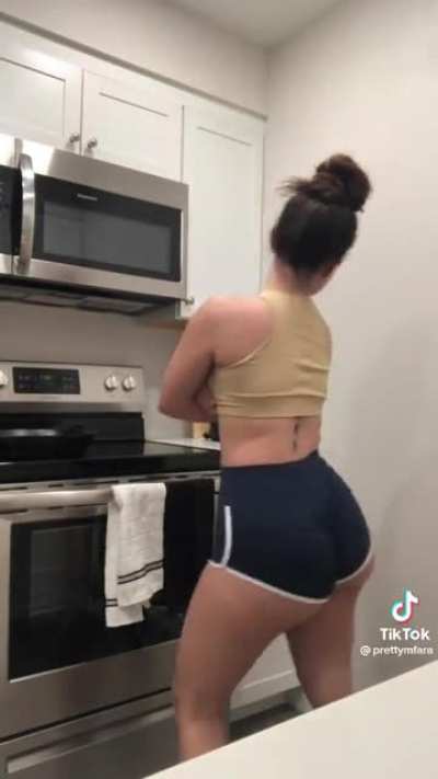 The things I would do to her🥵😮&zwj;💨