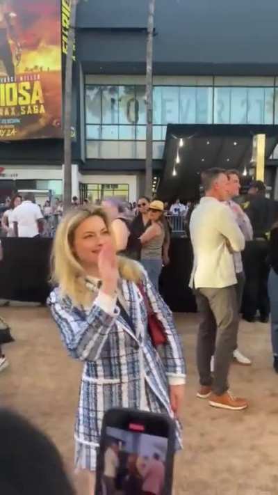 Video from "The Bear" season 3 premiere