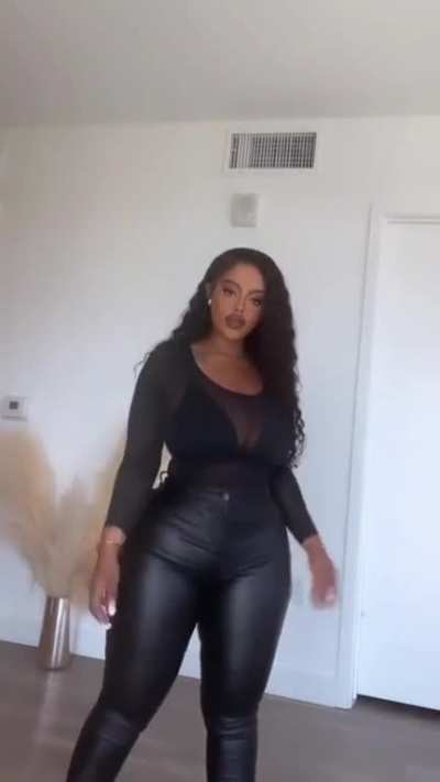 sexy af 😵