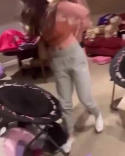 Hot Girl Breaks Opponent's Nose #girlfight