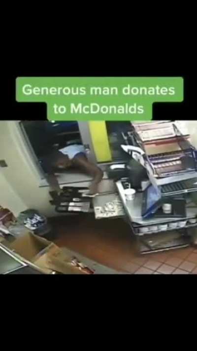 INCREIBLE DONACION A MC DONALDS