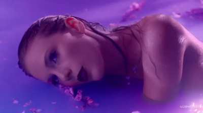 Sexiest Lavender Haze MV moments