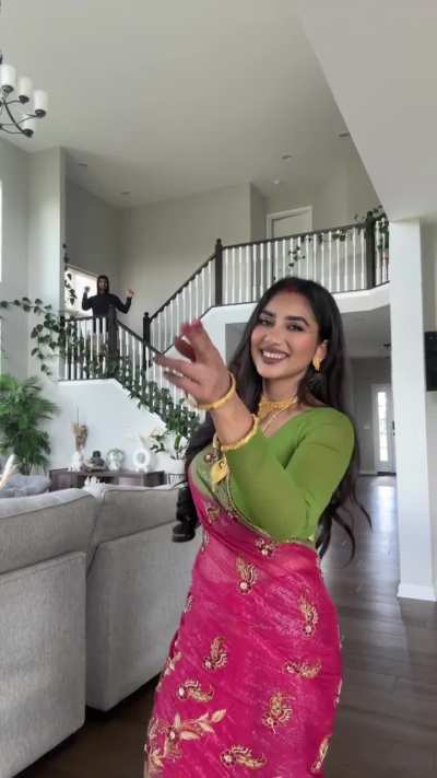 Saree hot girl