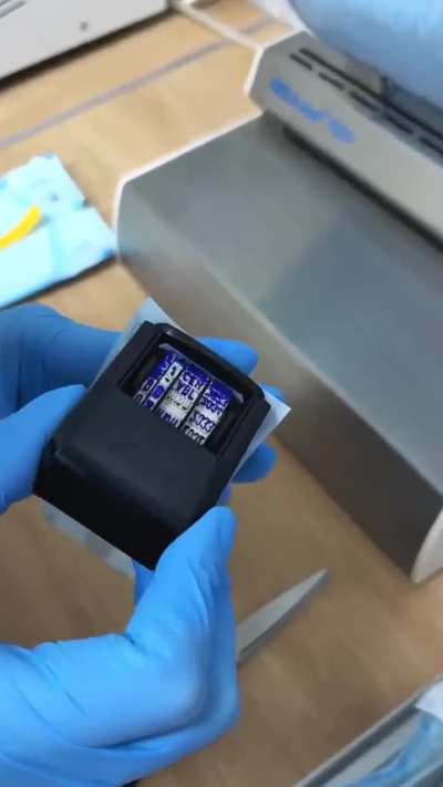 Process of packaging medical equipments