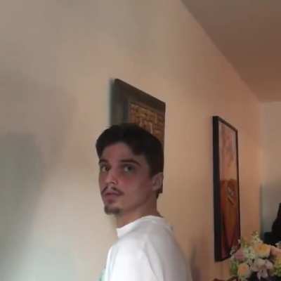 Esse &eacute; god