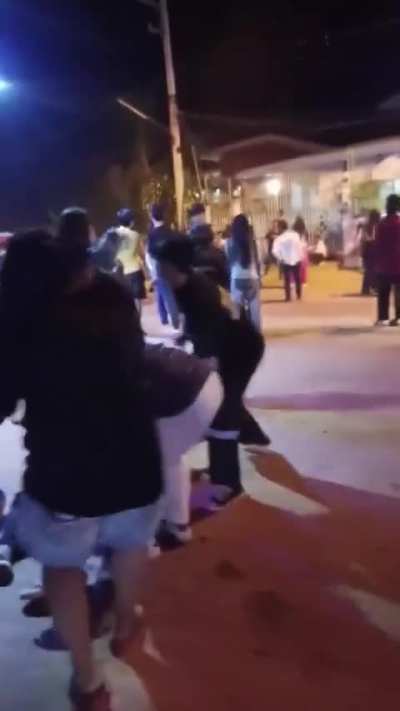 Thai spamming right heavy punch