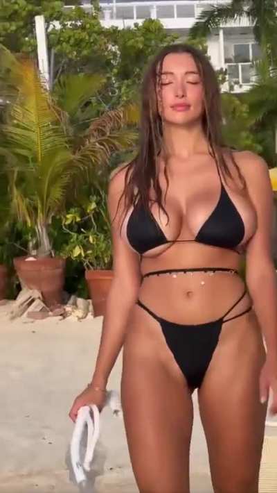 New SI rookie Penny Lane is stacked