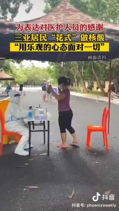 鲁迅:做奴隶虽然不幸，但并不可怕，因为知道挣扎，毕竟还有挣脱的希望；若是从奴隶生活中寻出美来，赞叹、陶醉，就是万劫不复的奴才了。