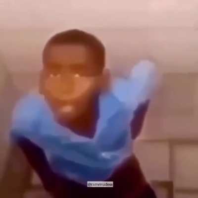 👁👄👁