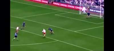 &Eacute; campe&atilde;o! Aos 27 minutos do 3&ordm; tempo, j&aacute; nos acr&eacute;scimos, Real Madrid marca o gol da virada e se sagra o campe&atilde;o da 1&ordf; edi&ccedil;&atilde;o da Superliga