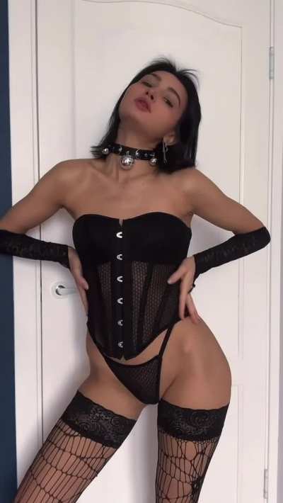 You need to undress mommy..