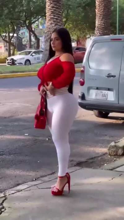 Ashley Carolina